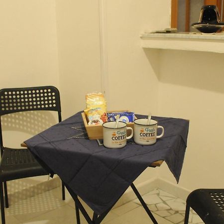 Hotel Cisterna'S House à Naples Extérieur photo